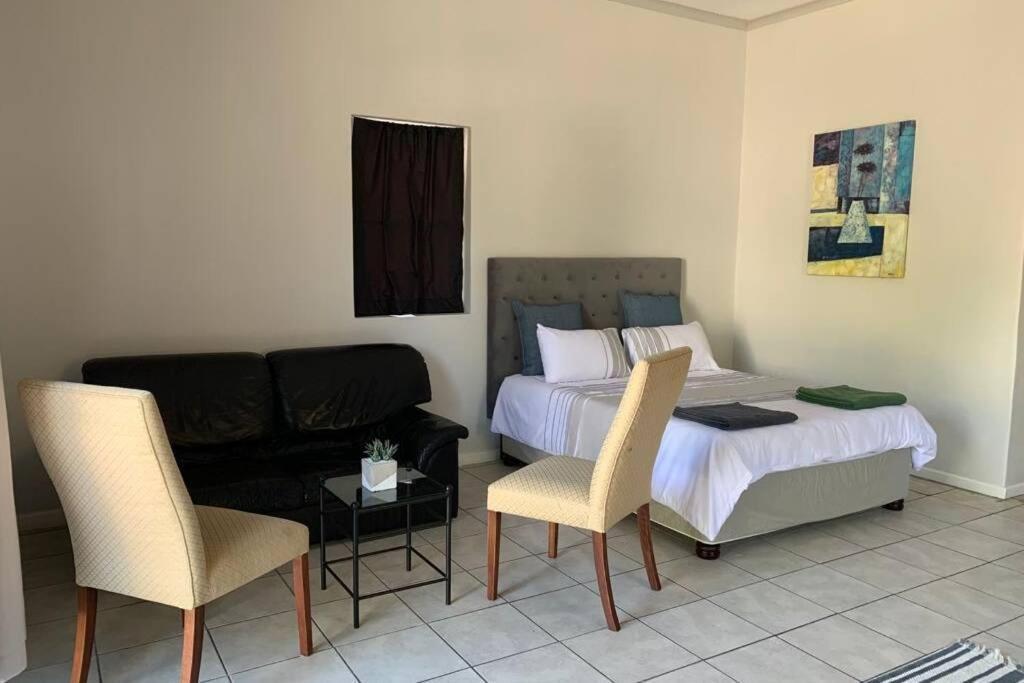 Bright Open-Plan Apartment Close To Wine Tram Franschhoek Zewnętrze zdjęcie